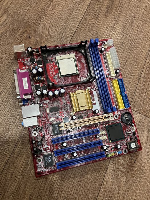 Игровая материнская плата и игровой процессор