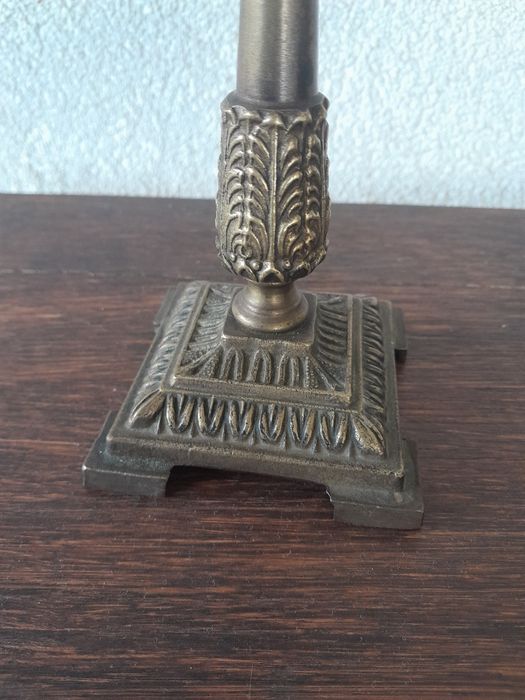 Veioză din bronz,  anii 60