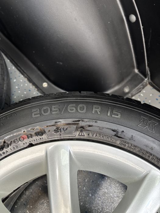 15 цолови алуминиеви джанти за фолксваген.