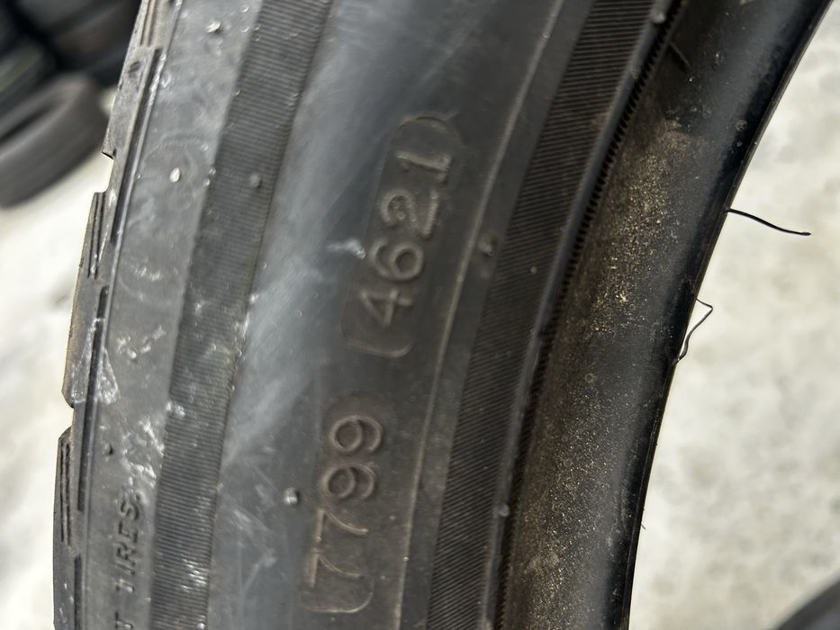 2бр Гуми зимни Novex 235/50R18