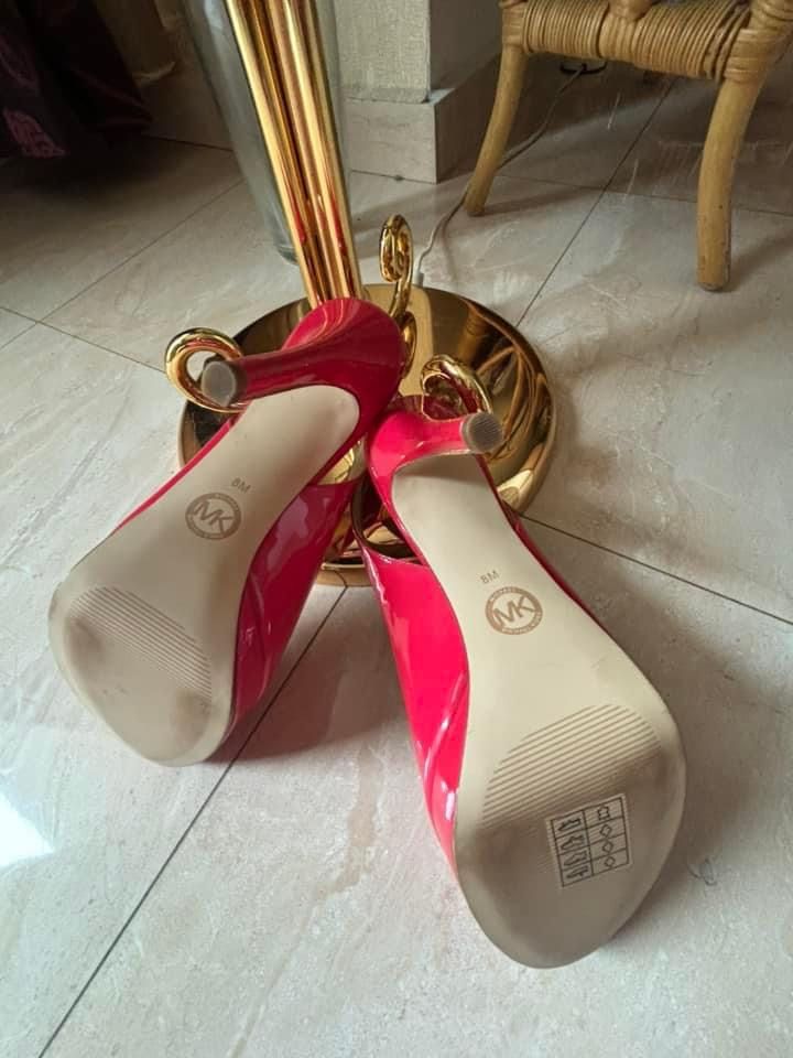 Обувки Michael Kors.Нови.