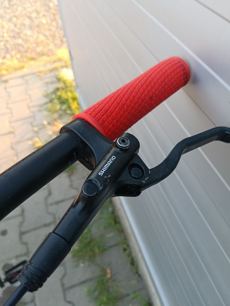 Vând bicicleta bulls