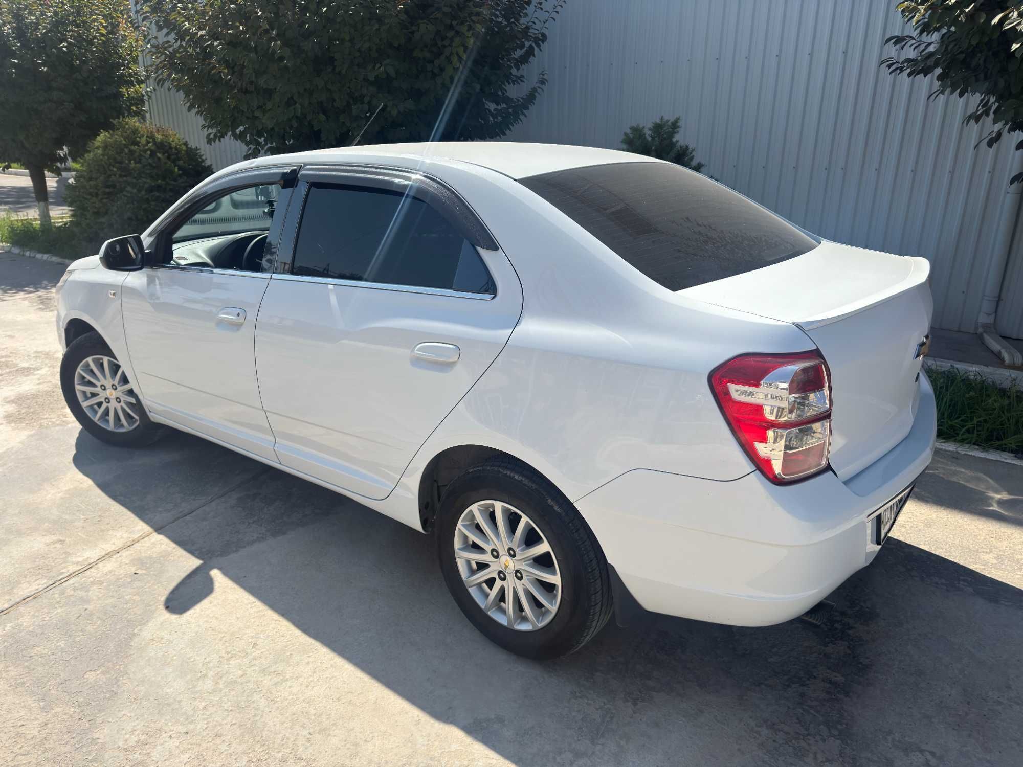 Cobalt автомат 2019йил 190 000пробег 9500 келишамиз.