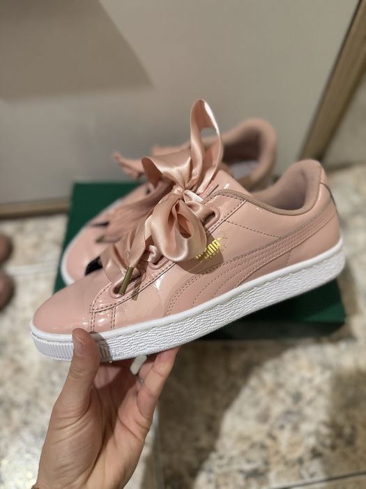 Розови дамски кецове Puma