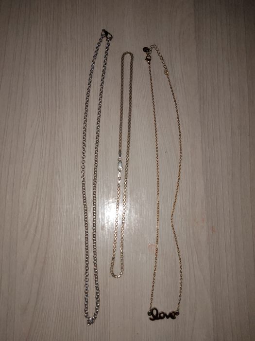 Продам четыре  цепочки