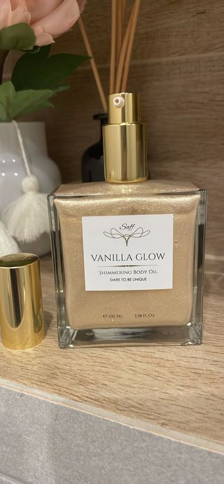 Блестящо парфюмно масло за тяло