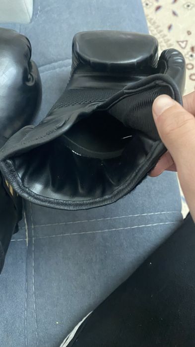 Перчатки с гараттеи