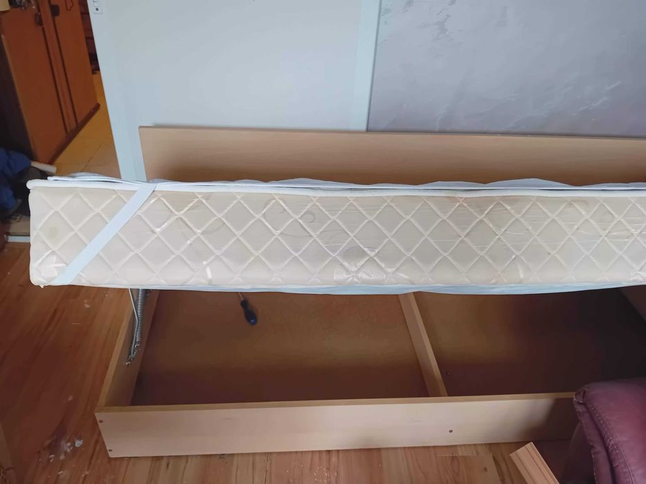 Легло с матрак 85х190