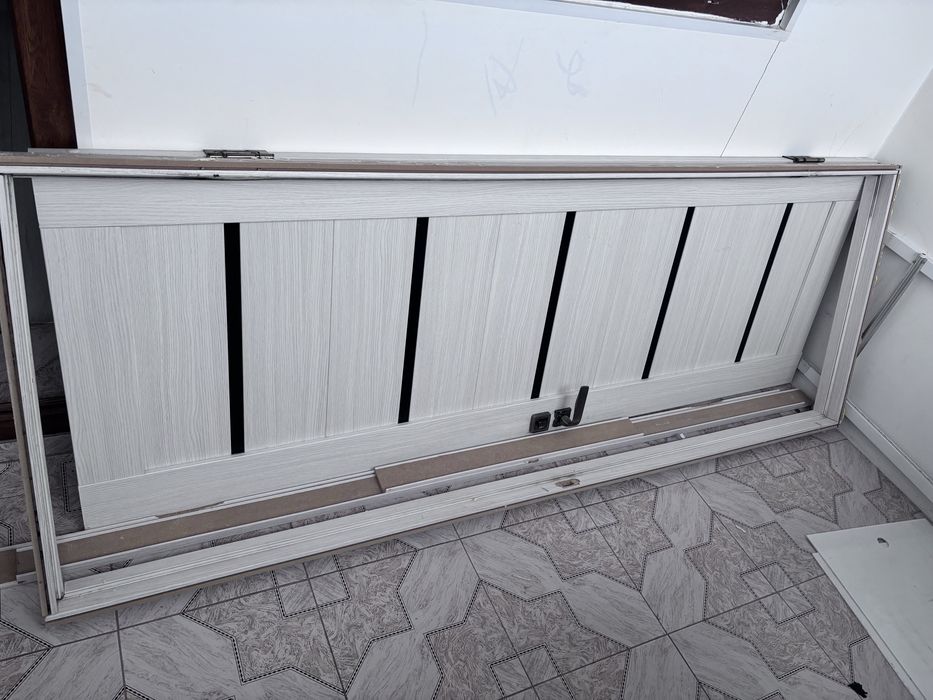 Продам межкомнатную дверь