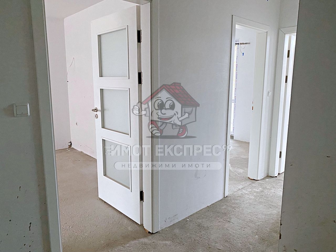 Продава се Тристаен апартамент в Асеновград - 106 кв.м за 1793 €/кв.м - Снимка #6
