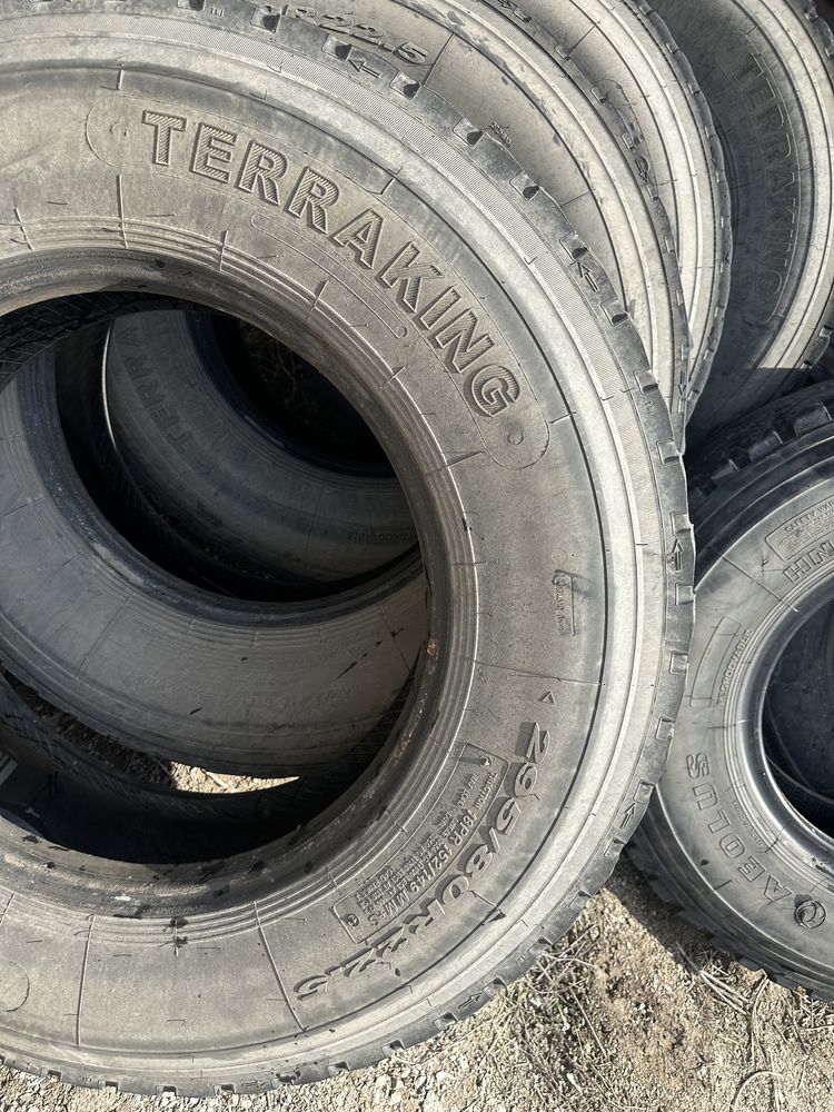 Грузовая резинна 295/80/22,5 Terraking