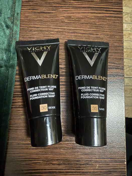 Fonduri de ten Vichy Dermablend, NOI