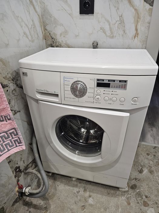 Стираная машина LG  б/у рабочая, в хорошем состоянии  на 3.5 кг