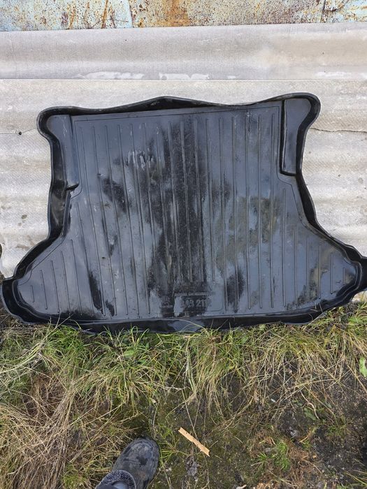 Коврик в багажник ваз 2112