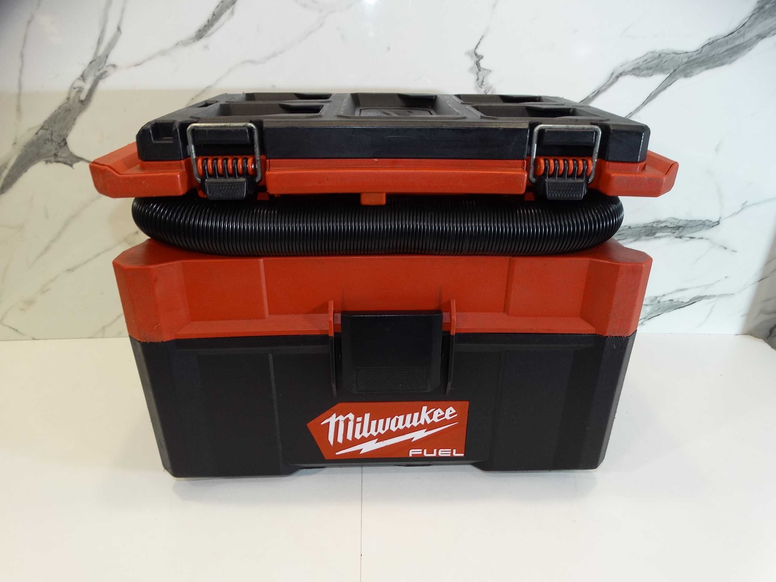 Milwaukee M18 FPOVCL PACKOUT - Акумулаторна прахосмукачка