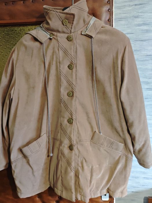 Якета. 2 броя за дамите