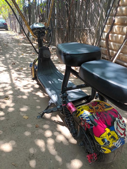 Vând scuter electric JRL sau schimb cu bicicletă electrică