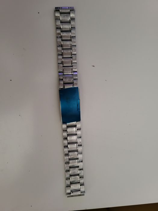 Vând lot 4 brățări metalice 18 mm