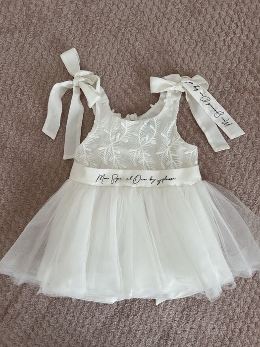 Alessa mini бяла рокля 9-12м 74 см