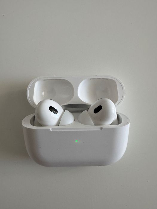 Căști bluetooth cu USB-C