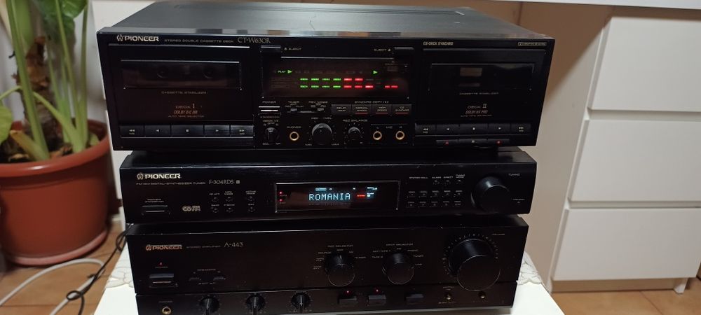 Linie audio vintage de top pioneer amplificator tuner cd player deck