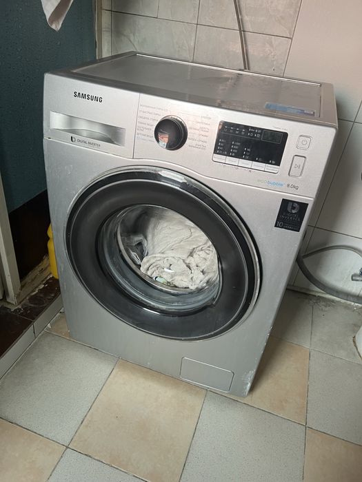 Продам стиральную машину б/у
