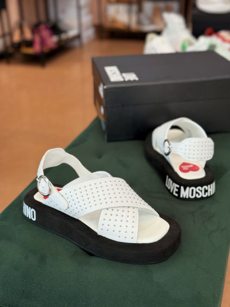 Дамски сандали Love Moschino JA16143