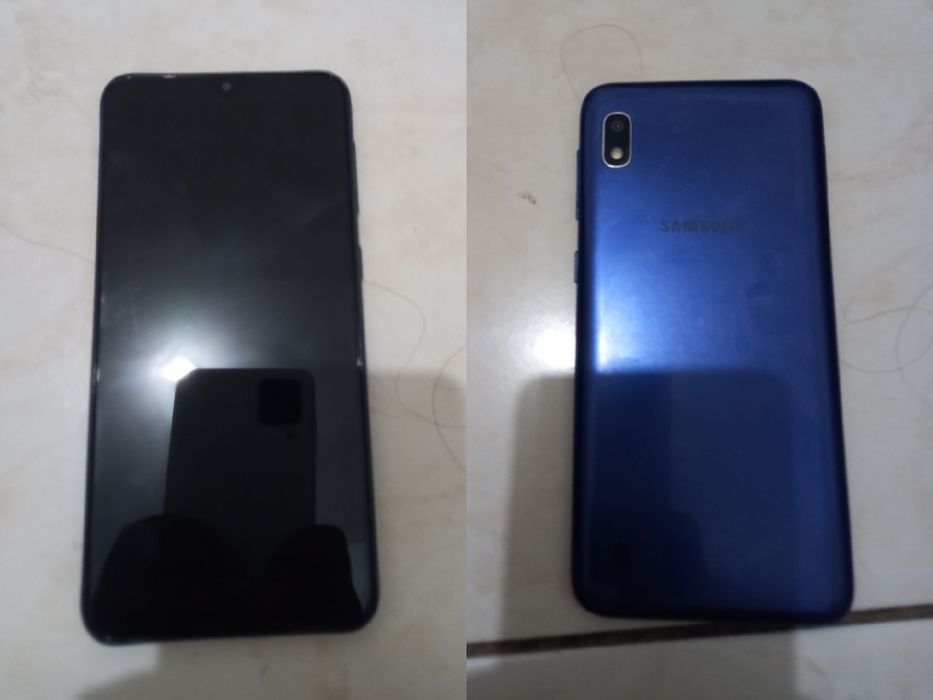 Samsung a 10  б/у 32 гб минус трещина на левом углу экрана