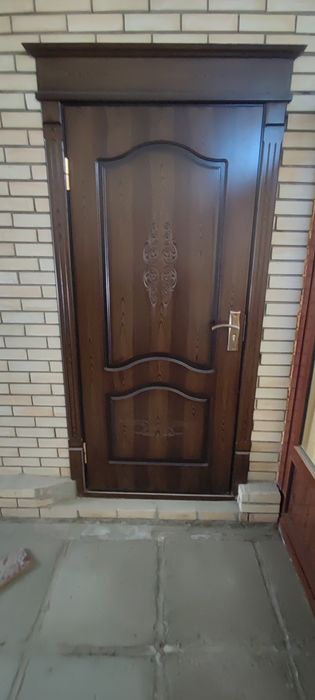 Продаются дверь и окно МДФ