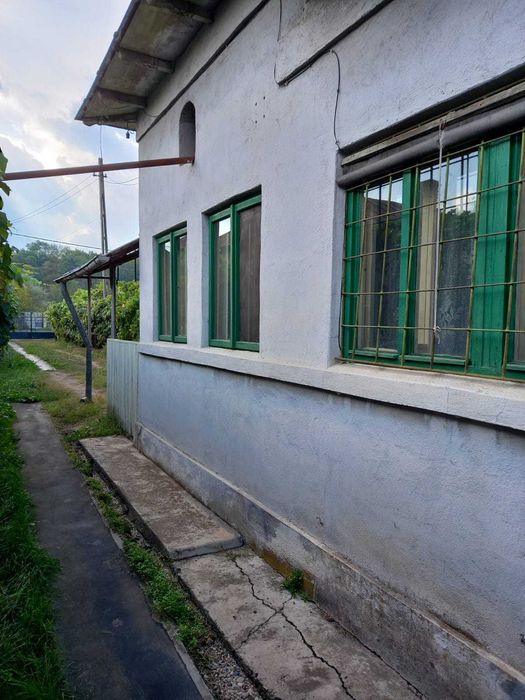 vand casa stradal