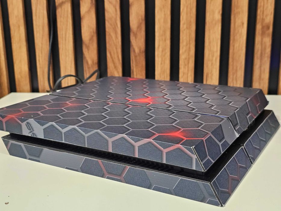 Sony Play Station 4 Phat 1TB complet cu jocuri si 2 controllere PS4 1T