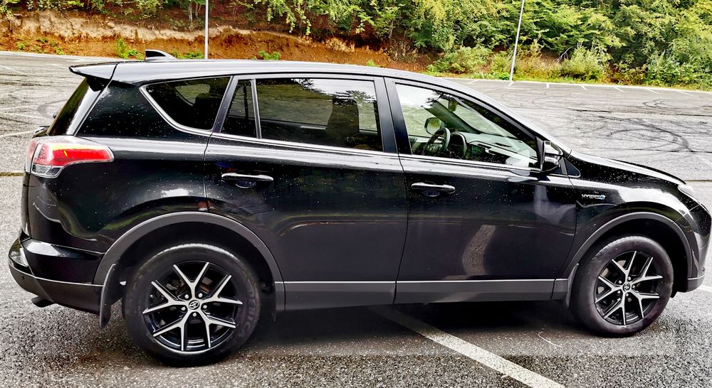 Toyota rav 4 hybrid 4×4