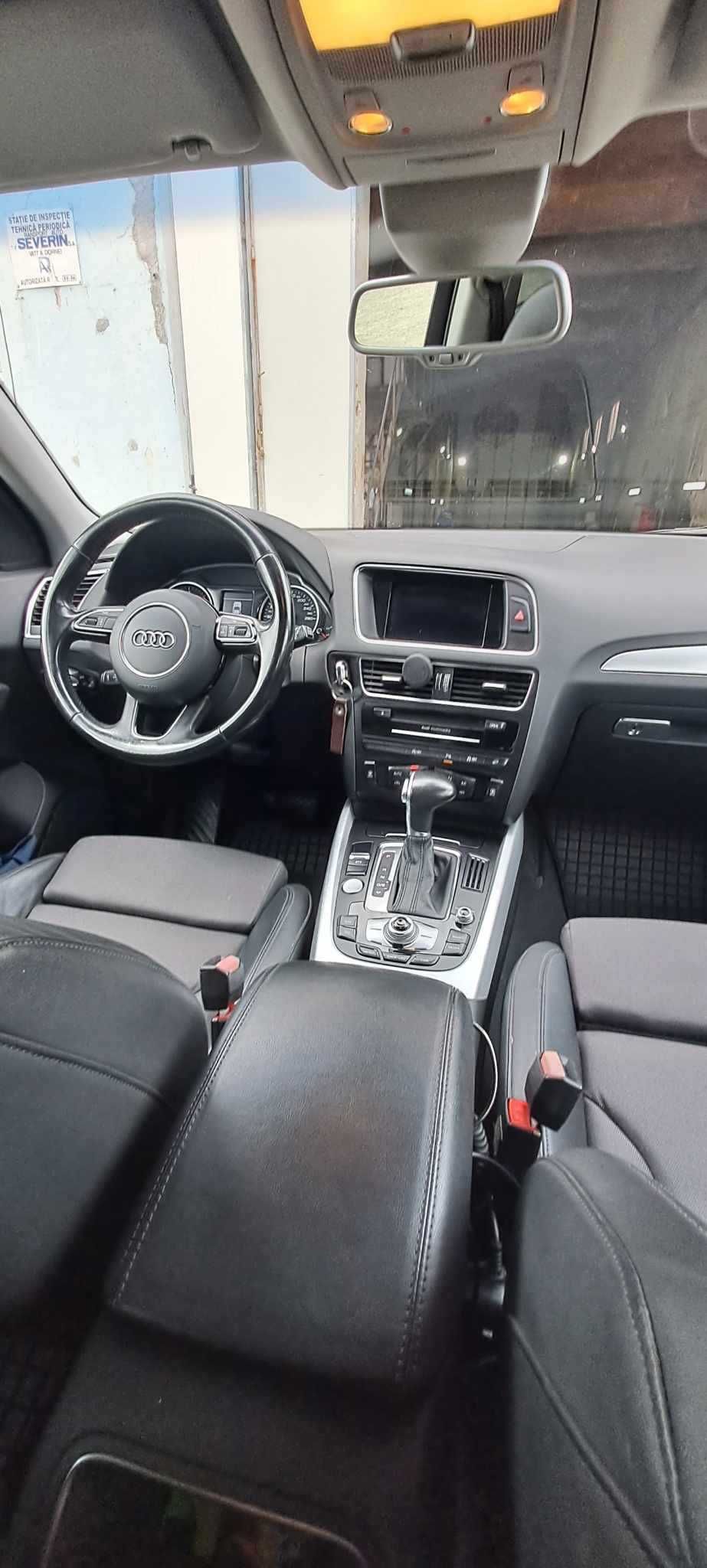 Se vinde AUDI Q5