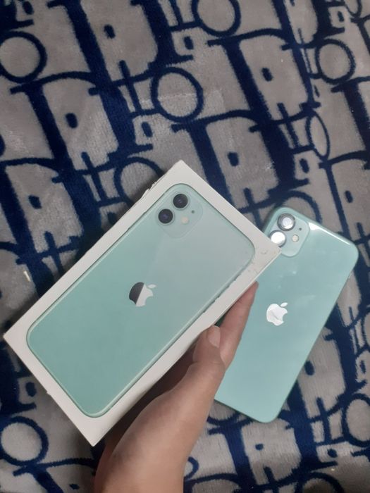 Продаётся Айфон 11