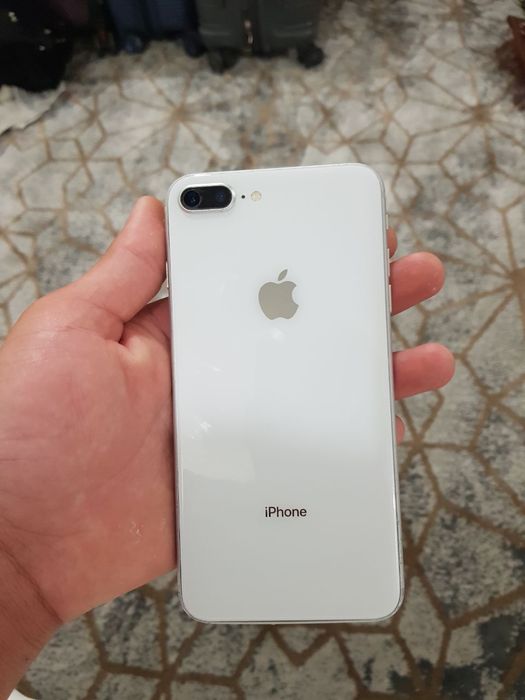 Iphone 8 plus bor
