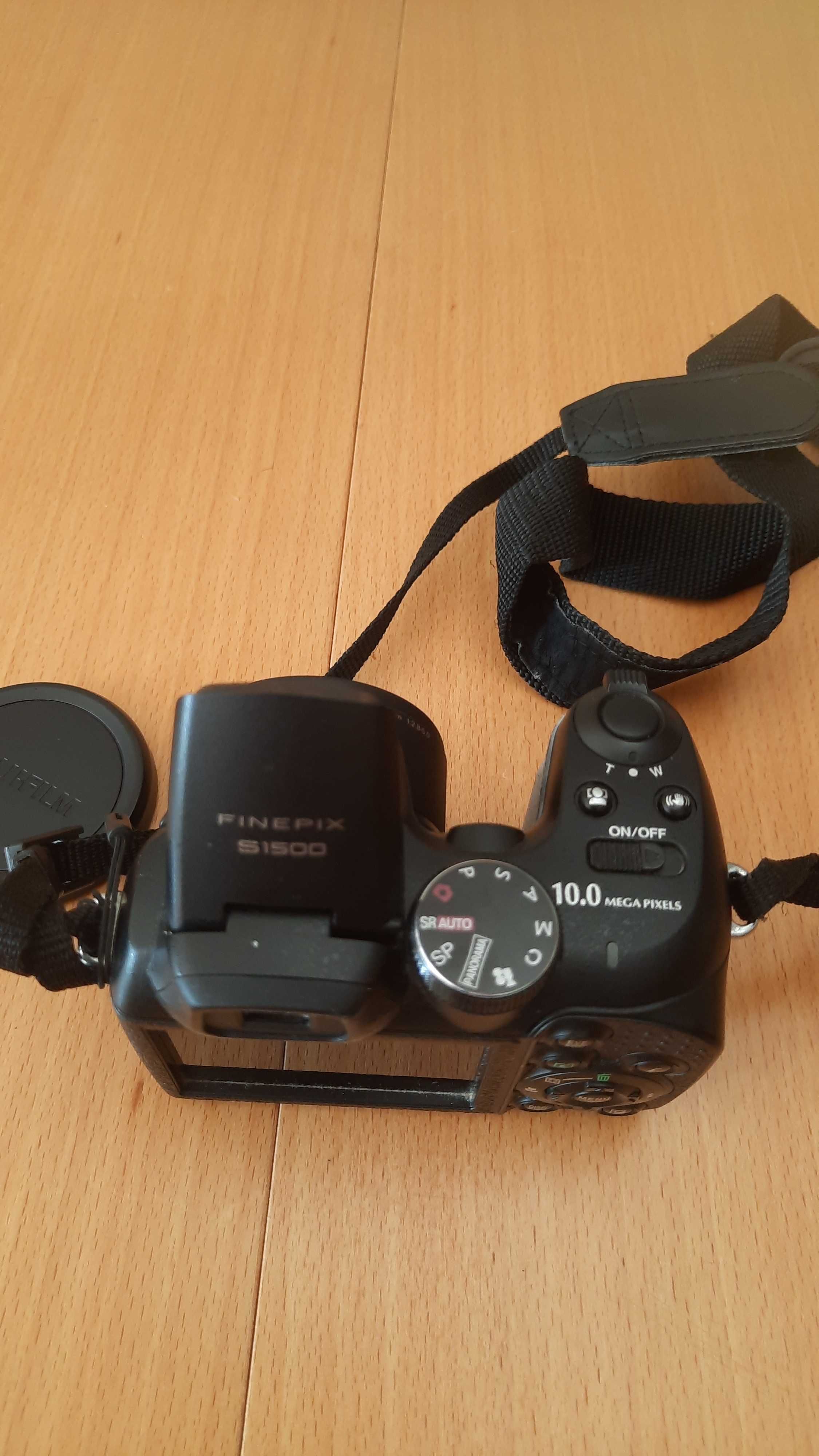 Цифров фотоапарат Fujifilm finepix S1500