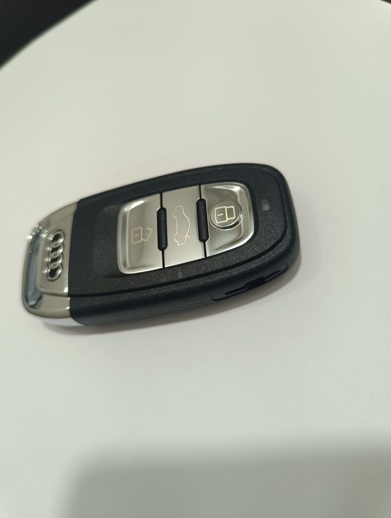 Cheie Audi noua !