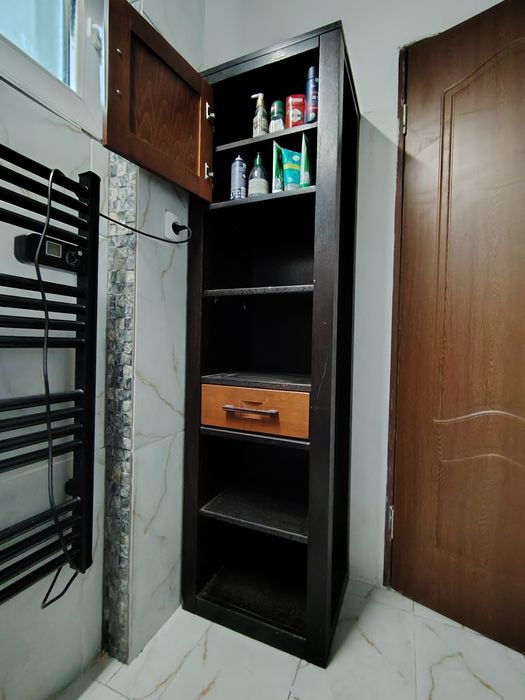 Dulap înalt pentru baie sau hol 190/50. Lemn masiv