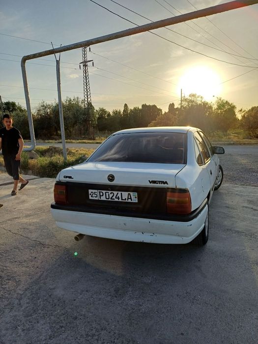 Опель Вектра 1.8