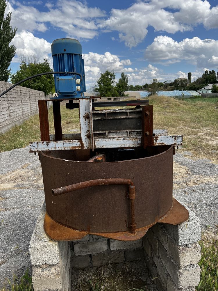 Шлакоблочный станок