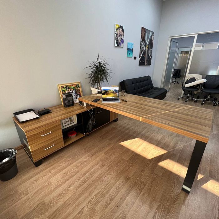 Офисный стол, директорский, большой