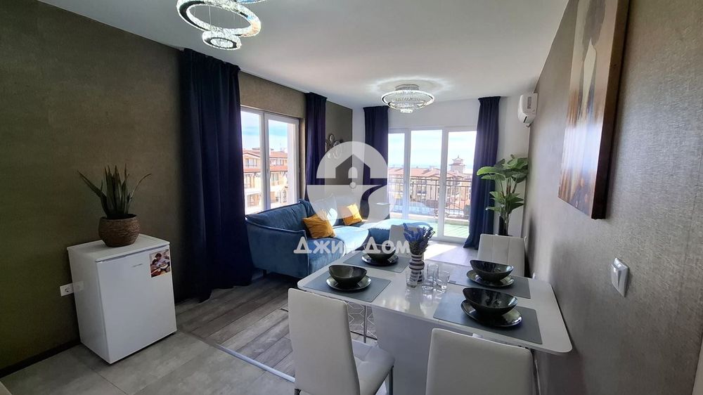 Продава се Двустаен апартамент в Свети Влас - 60 кв.м за 2000 €/кв.м - Снимка #1