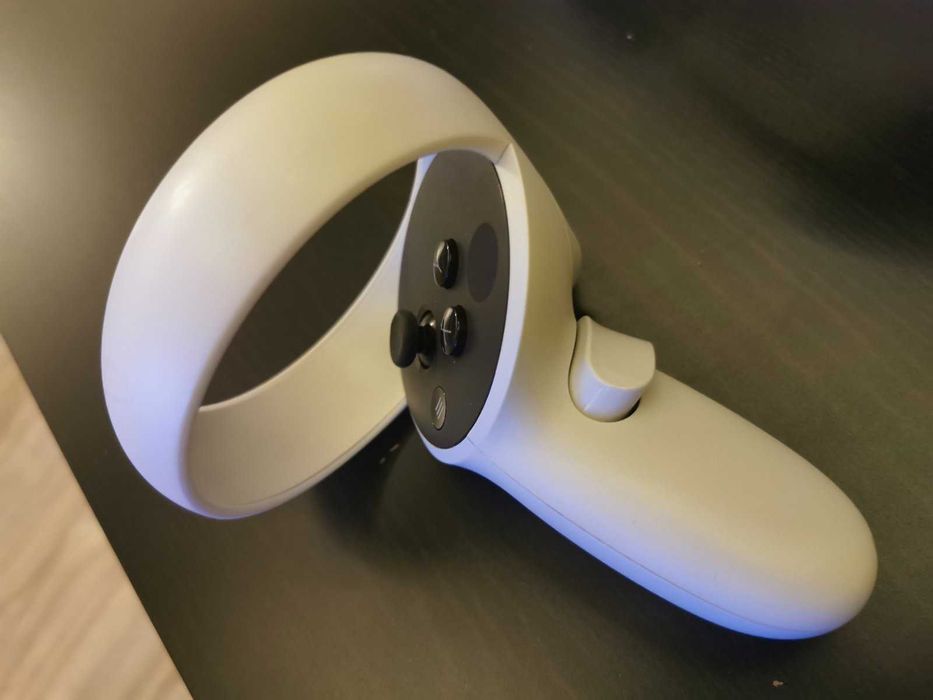 Продавам Oculus quest 2