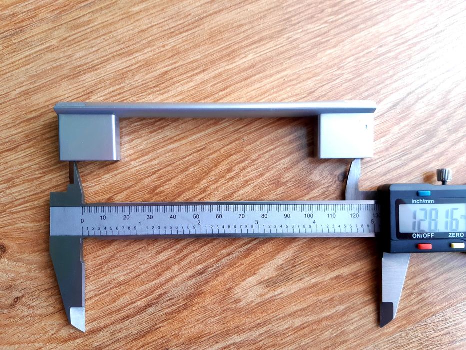 Maner mobilia - culoare gri