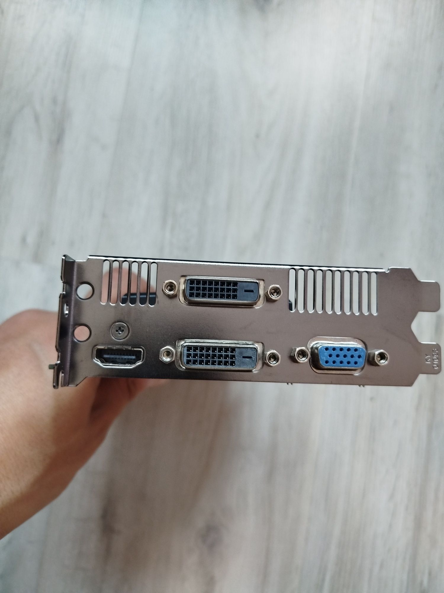 Видеокарта PCI-E Asus GeForce GT 640