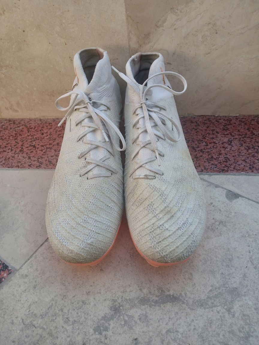Футбольные Бутсы "Nike Phantom Luna"