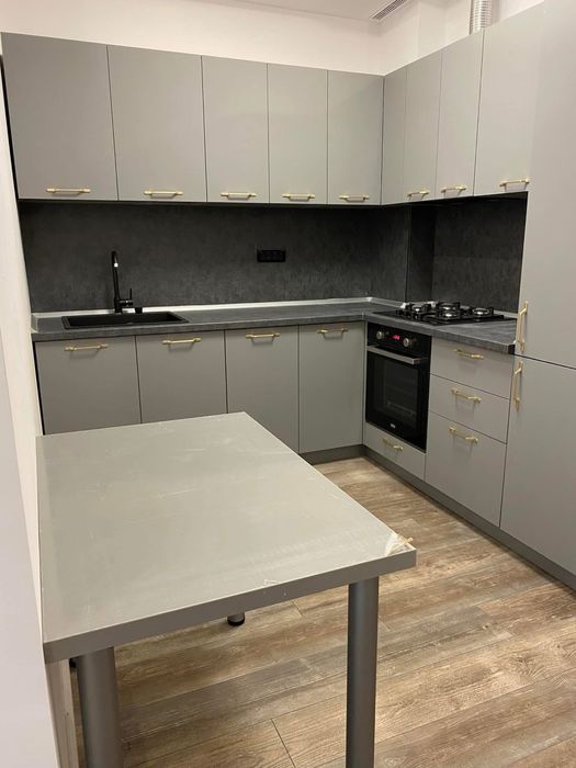 Inchiriez apartament Tomis Park