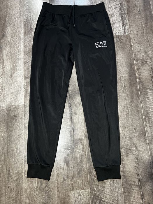 Pantaloni negri EA7