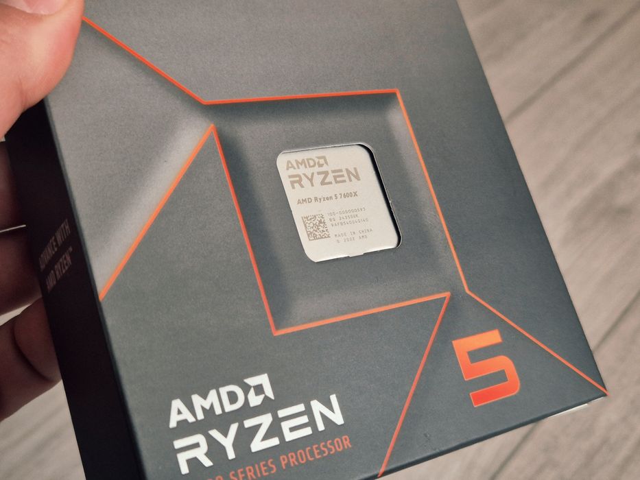 AMD Ryzen 5 7600X Nou Sigilat