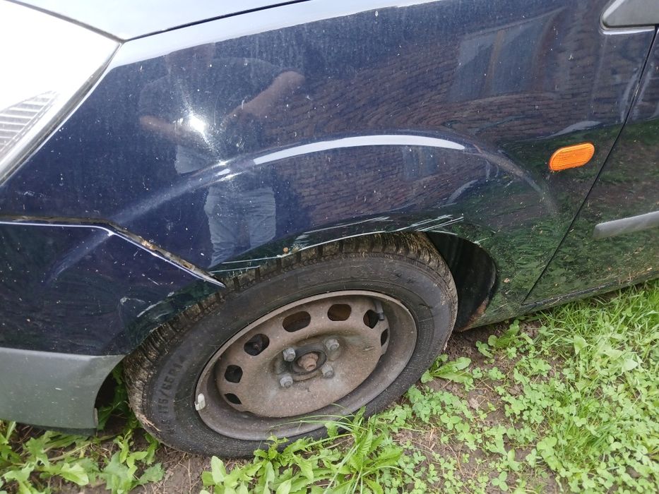 Vind ford fiesta